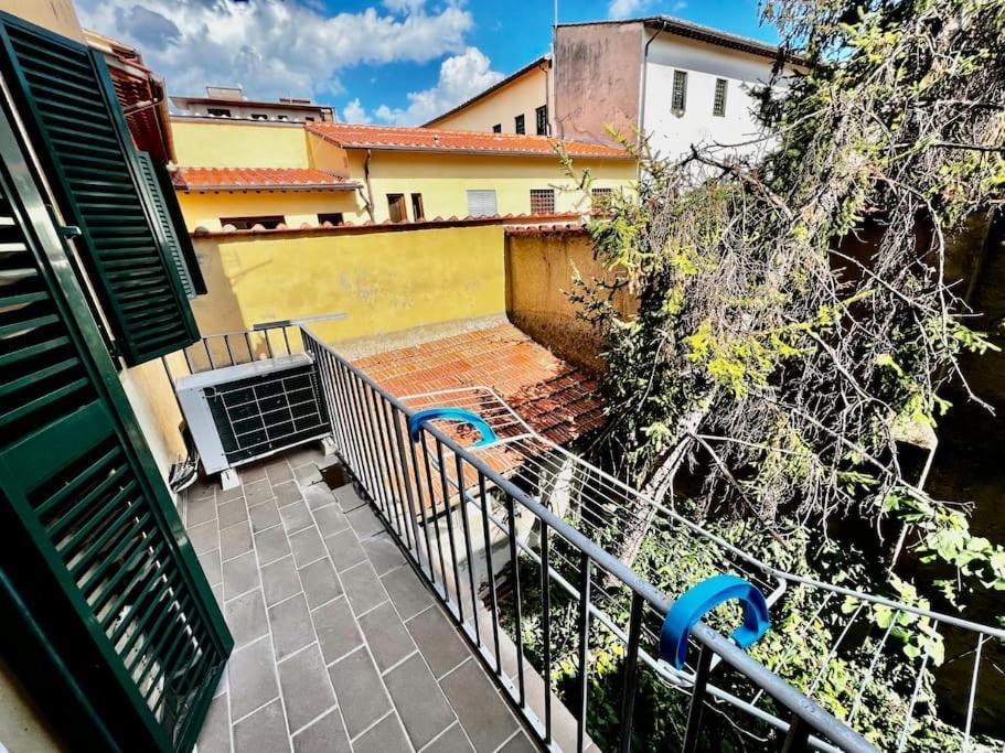 Near The Station Luxury House With Mural Apartment *